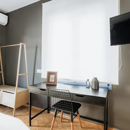 Apartament Canvas Color Your