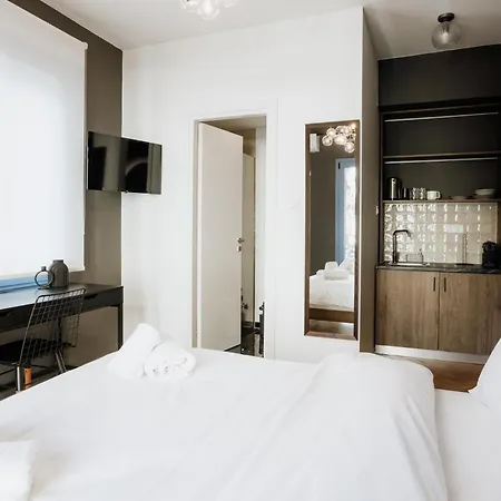 Canvas Color Your * Wolos