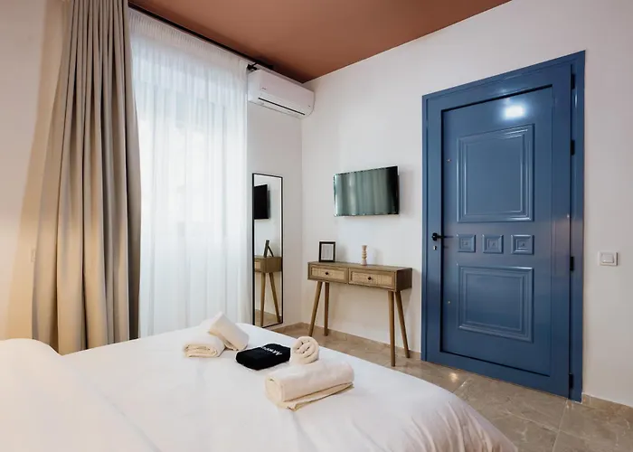 Canvas Color Your Apartment