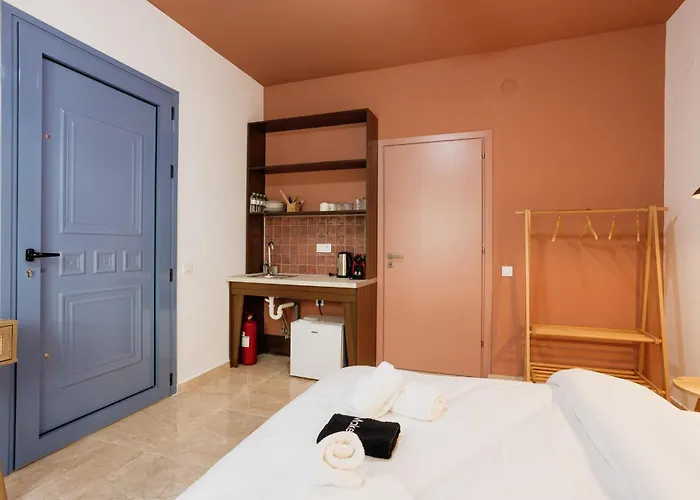 Canvas Color Your Apartment Volos