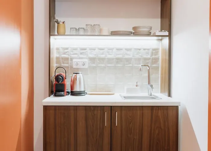 Apartment Canvas Color Your